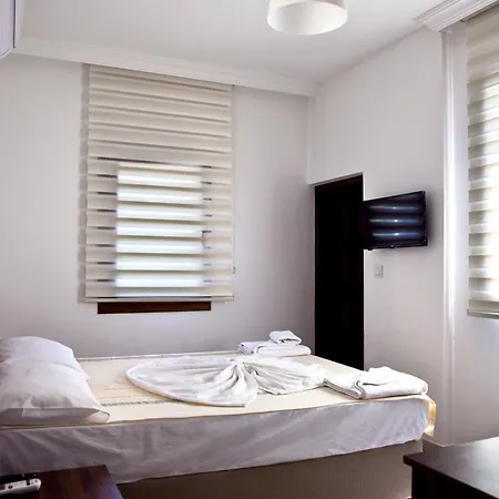 Sahin & Restaurant Guest house Yaliciftlik