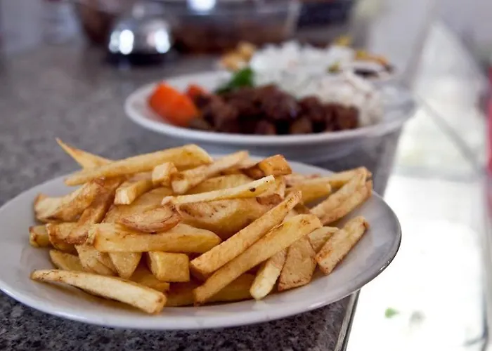 Konukevi Sahin & Restaurant 3*